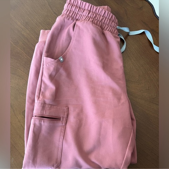 Figs Scrub Set - Picture 4 of 4